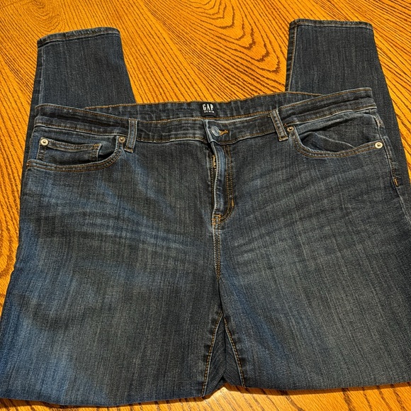 Women’s Size 35 GAP Regular Denim Legging / Skinny Jean - Picture 2 of 6